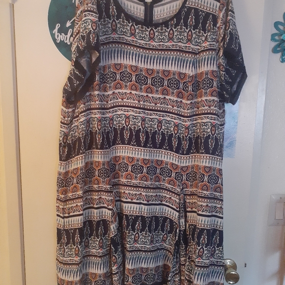 Summer dress - Picture 2 of 3